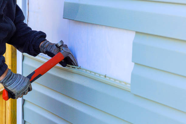 Trusted Emergency Siding Repair service in Thonotosassa, FL - Creative Siding